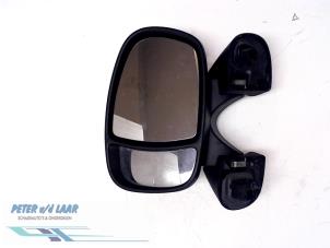 Used Wing mirror, left Renault Trafic New (JL) 2.0 dCi 16V 90 Price € 70,00 Margin scheme offered by Autodemontage van de Laar