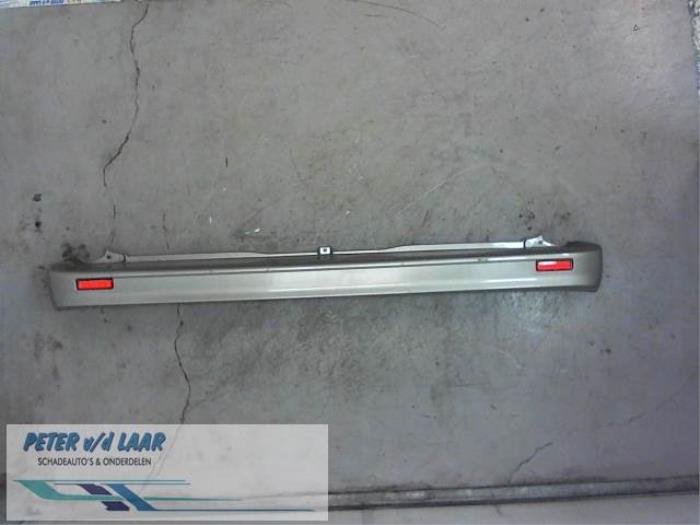 Rear bumper component, central from a Renault Trafic New (JL) 2.0 dCi 16V 90 2010