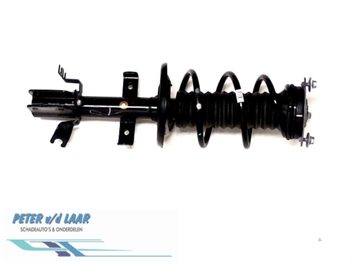 Front shock absorber rod, right from a Renault Clio IV Estate/Grandtour (7R) 1.5 Energy dCi 90 FAP 2014