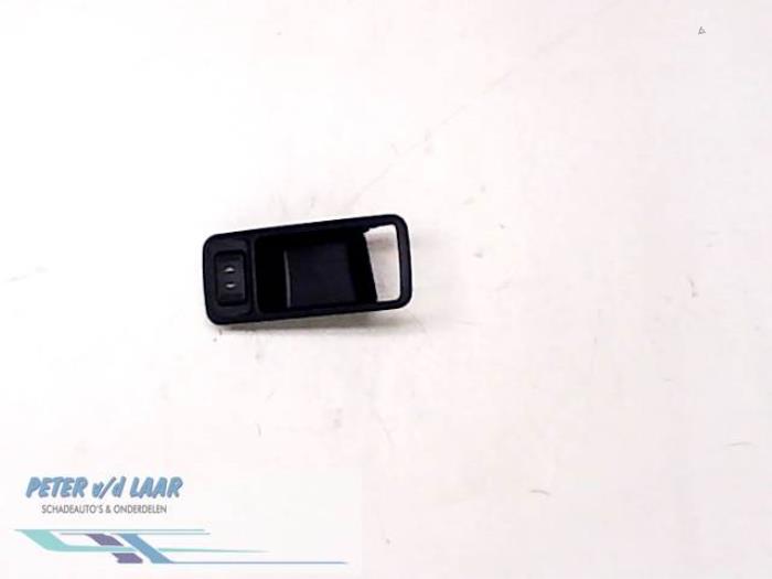 Electric window switch from a Ford Focus 2 Wagon 1.6 16V 2009