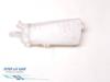 Renault Clio III (BR/CR) 1.2 16V 75 Front windscreen washer reservoir