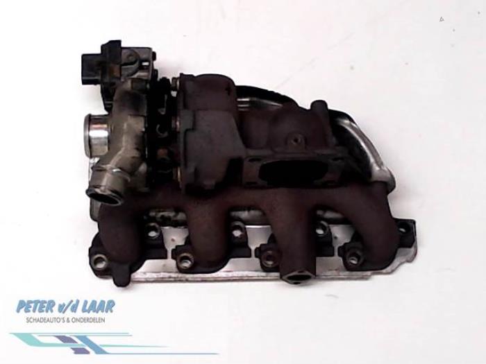 Usagé Turbo Ford Mondeo III Wagon 2.0 TDdi 90 16V Prix € 200,00 Règlement à la marge proposé par Autodemontage van de Laar