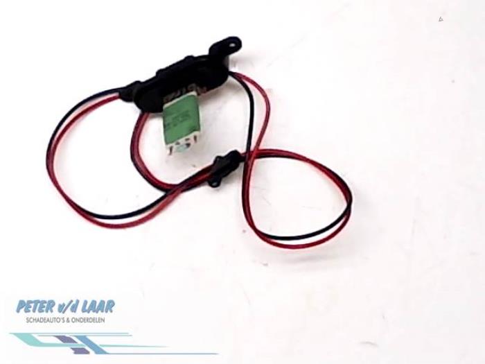 Heater resistor from a Renault Kangoo Express (FW) 1.5 dCi 90 FAP 2014