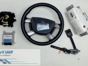 Usados Juego y módulo de airbag Ford Focus C-Max 1.6 16V Precio de solicitud ofrecido por Autodemontage van de Laar