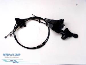 Used Gear stick Nissan NV 400 2.3 dCi 125 16V Price € 140,00 Margin scheme offered by Autodemontage van de Laar
