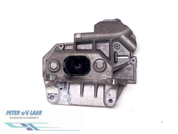 Used Engine mount Renault Modus/Grand Modus (JP) 1.5 dCi 85 Price € 40,00 Margin scheme offered by Autodemontage van de Laar