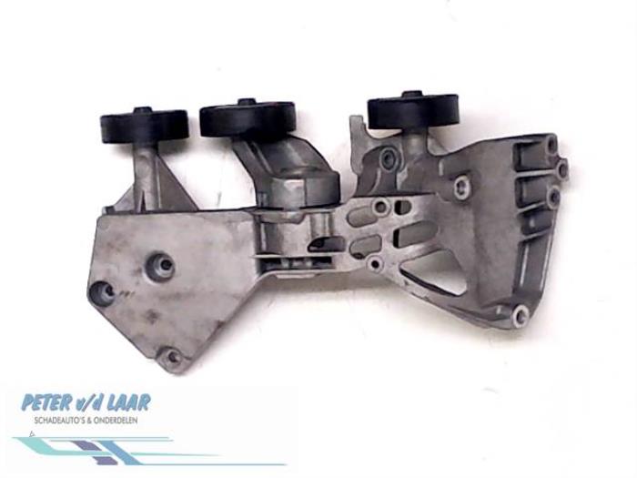 Used Engine mount Mercedes A (W168) 1.9 A-190 Price € 35,00 Margin scheme offered by Autodemontage van de Laar