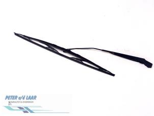 Used Front wiper arm Citroen C2 (JM) 1.4 Price € 30,00 Margin scheme offered by Autodemontage van de Laar