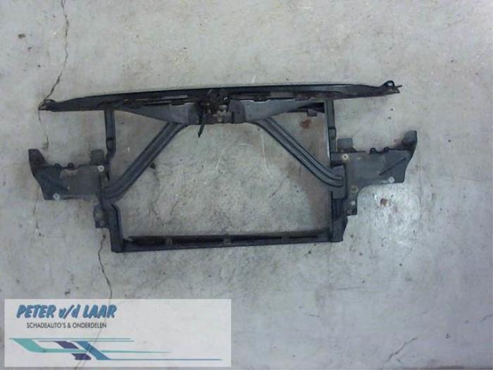 Używane Panel przedni Seat Toledo (1M2) 1.6 Cena € 50,00 Procedura marży oferowane przez Autodemontage van de Laar