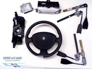 Used Airbag set + module Renault Scénic II (JM) 1.6 16V Price on request offered by Autodemontage van de Laar