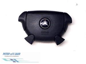 Usagé Airbag gauche (volant) Mercedes A (W168) 1.6 A-160 Prix € 60,00 Règlement à la marge proposé par Autodemontage van de Laar