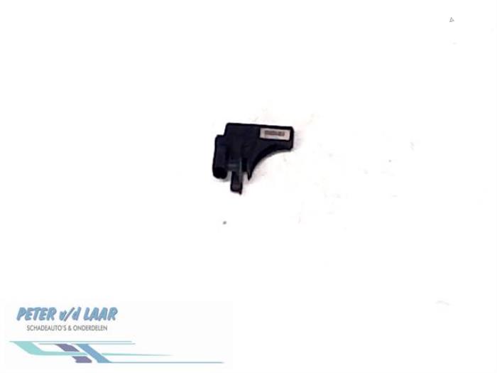 Begagnade Sensor (övriga) Audi A4 Avant Quattro (B6) 2.5 TDI V6 24V Pris € 30,00 Marginaltabell erbjuds av Autodemontage van de Laar