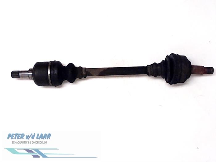 Front drive shaft, left from a Fiat Scudo (220Z) 1.9 D 2000