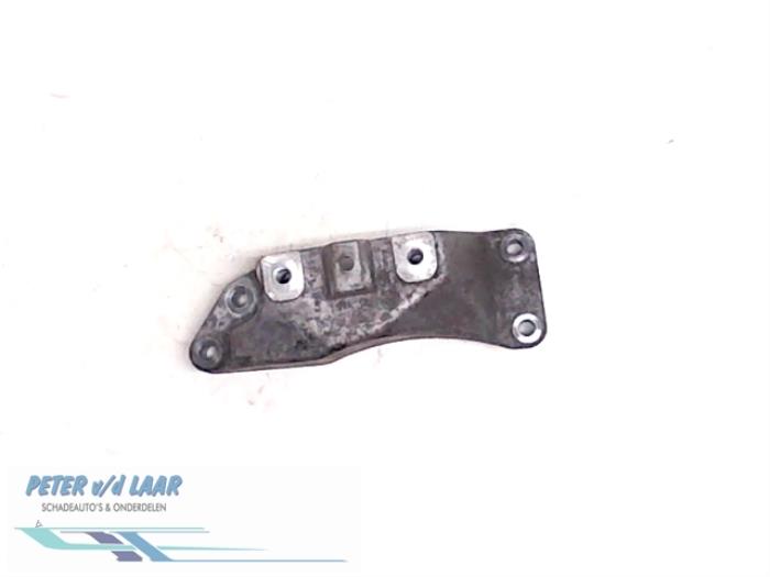 Used Engine mount Audi A3 (8P1) 2.0 16V FSI Price € 30,00 Margin scheme offered by Autodemontage van de Laar