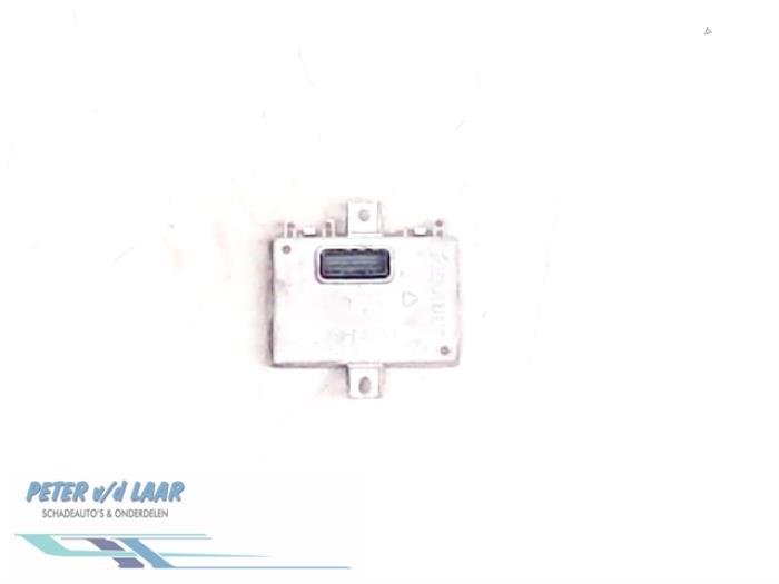 Navigation module from a Renault Trafic New (JL) 2.0 dCi 16V 90 2010