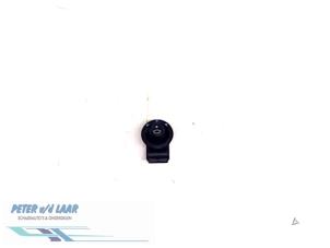 Używane Przelacznik lusterka Ford Focus 1 1.8 16V Cena € 15,00 Procedura marży oferowane przez Autodemontage van de Laar