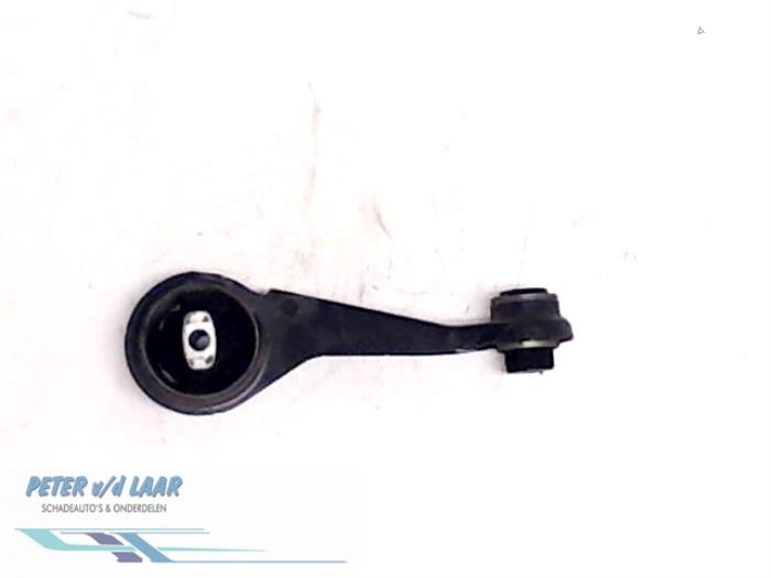 Used Engine mount Renault Kangoo Express (FC) 1.5 dCi 60 Price € 30,00 Margin scheme offered by Autodemontage van de Laar