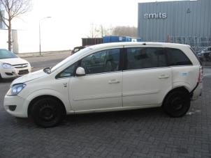 Usagé Porte arrière gauche Opel Zafira (M75) 1.6 16V Twin Port CNG Prix € 180,00 Règlement à la marge proposé par Autodemontage van de Laar
