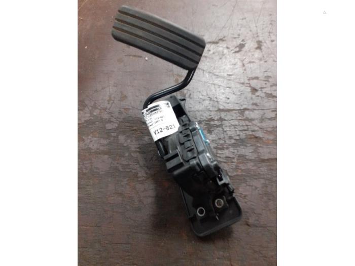 Gebrauchte Gaspedalposition Sensor Renault Espace (JK) 2.0 dCi 16V 175 FAP Preis € 70,00 Margenregelung angeboten von Autodemontage van de Laar