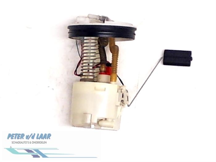 Usagé Pompe essence Ford Fiesta 5 (JD/JH) 1.3 Prix € 50,00 Règlement à la marge proposé par Autodemontage van de Laar