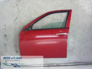 Używane Drzwi lewe przednie wersja 4-drzwiowa Alfa Romeo 156 Sportwagon (932) 2.0 Twin Spark 16V Cena € 120,00 Procedura marży oferowane przez Autodemontage van de Laar