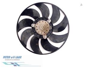 Used Cooling fans Renault Master III (ED/HD/UD) 3.0 dCi 16V 140 Price € 70,00 Margin scheme offered by Autodemontage van de Laar
