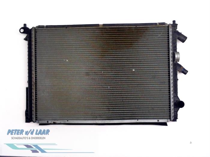 Usagé Radiateur Fiat 500 Giardiniera 0.5 Prix € 25,00 Règlement à la marge proposé par Autodemontage van de Laar