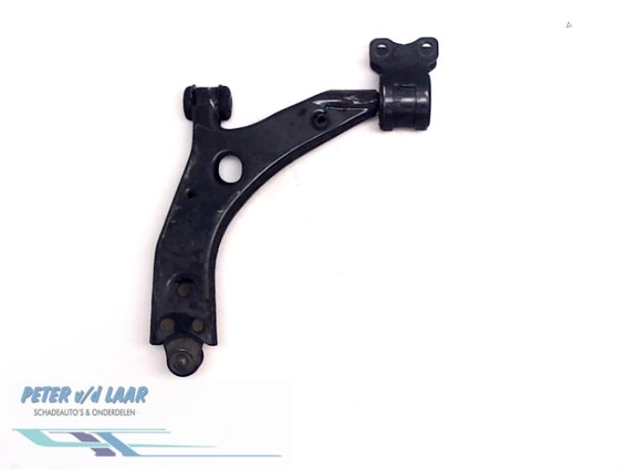 Front wishbone, right from a Ford Focus 2 1.6 TDCi 16V 110 2005