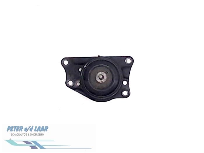 Usados Soporte de motor Volkswagen Polo IV (9N1/2/3) 1.2 12V Precio € 30,00 Norma de margen ofrecido por Autodemontage van de Laar