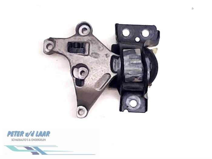 Used Engine mount Renault Kangoo Express (FW) 1.5 dCi 75 Price € 40,00 Margin scheme offered by Autodemontage van de Laar