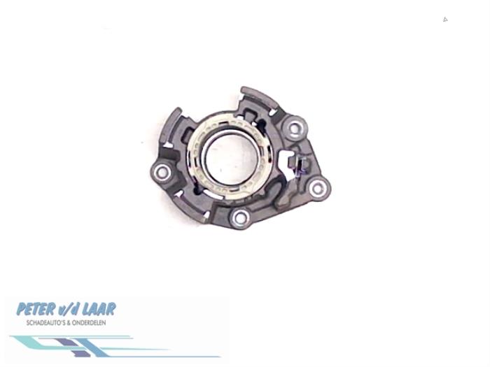 Used Engine mount Renault Kangoo Express (FW) 1.5 dCi 75 Price € 40,00 Margin scheme offered by Autodemontage van de Laar