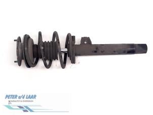 Used Front shock absorber rod, left BMW 3 serie Compact (E46/5) 318ti 16V Price € 40,00 Margin scheme offered by Autodemontage van de Laar