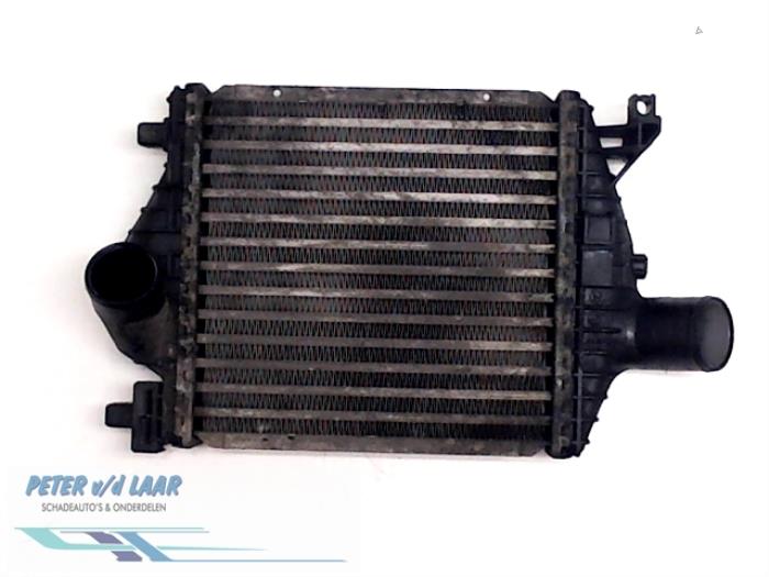 Used Intercooler Mercedes Vito (638.0) 2.2 CDI 112 16V Price € 100,00 Margin scheme offered by Autodemontage van de Laar
