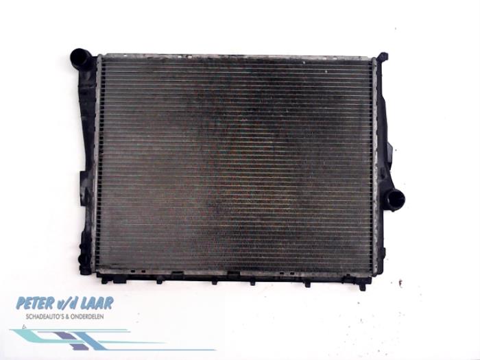 Gebrauchte Kühler BMW 3 serie Touring (E46/3) 316i 16V Preis € 25,00 Margenregelung angeboten von Autodemontage van de Laar