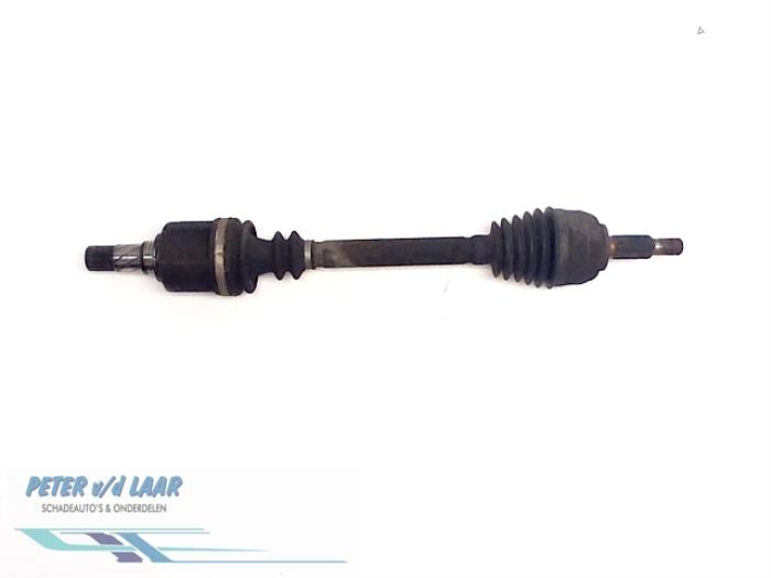 Gebrauchte Antriebswelle links vorne Renault Megane II (BM/CM) 1.9 dCi 120 Preis € 50,00 Margenregelung angeboten von Autodemontage van de Laar