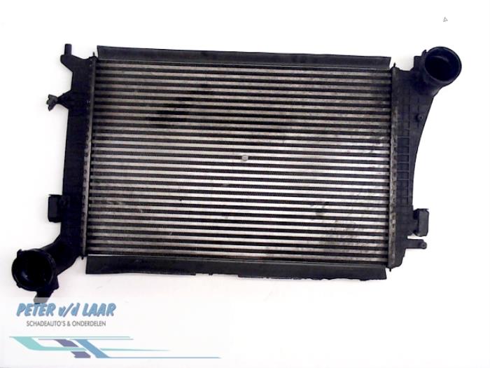 Usagé Intercooler Volkswagen Passat Variant (3C5) 2.0 TDI 140 Prix € 150,00 Règlement à la marge proposé par Autodemontage van de Laar