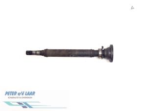 Used Front drive shaft, right Alfa Romeo 147 (937) 1.6 Twin Spark 16V Price € 50,00 Margin scheme offered by Autodemontage van de Laar