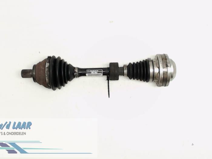 Front drive shaft, left from a Volkswagen Golf 2011