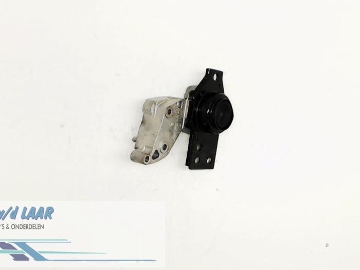 Used Engine mount Renault Koleos I 2.0 dCi 16V 4x4 Price € 40,00 Margin scheme offered by Autodemontage van de Laar