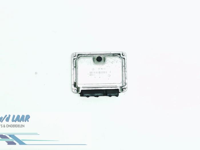 Used Engine management computer Volkswagen Polo III (6N2) 1.0 Price € 100,00 Margin scheme offered by Autodemontage van de Laar