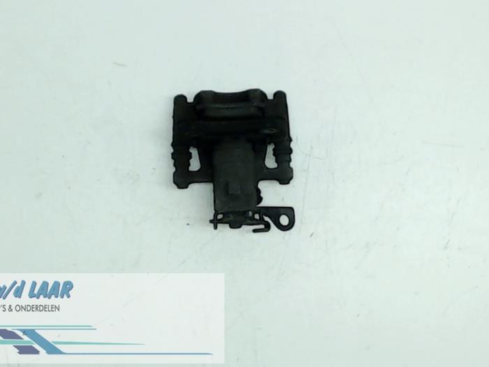 Gebrauchte Bremszange rechts hinten Renault Megane II (BM/CM) 1.6 16V Preis € 25,00 Margenregelung angeboten von Autodemontage van de Laar