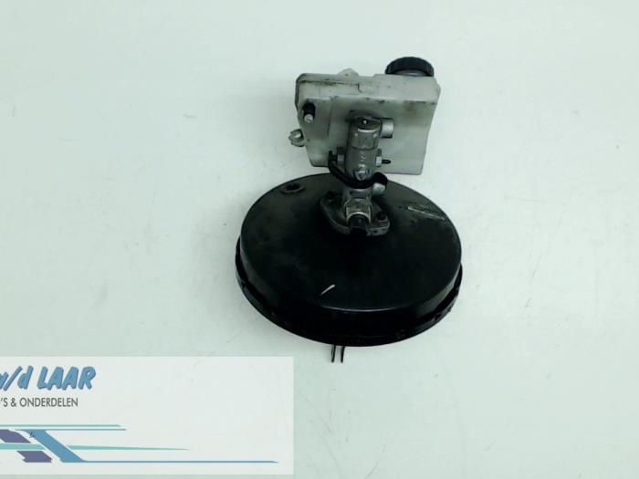Usagé Servo frein Peugeot 206 (2A/C/H/J/S) 1.6 HDI 16V FAP Prix € 70,00 Règlement à la marge proposé par Autodemontage van de Laar