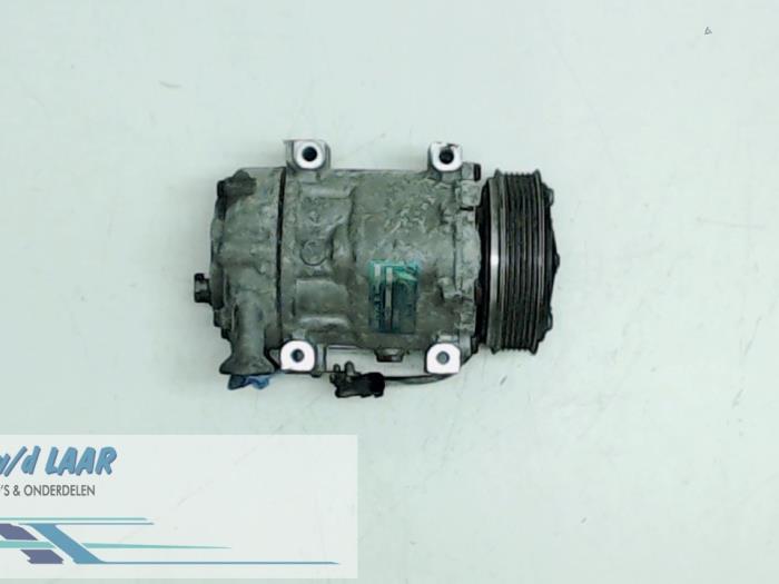 Gebrauchte Klimapumpe Ford Fiesta 5 (JD/JH) 1.6 TDCi 16V Preis € 75,00 Margenregelung angeboten von Autodemontage van de Laar