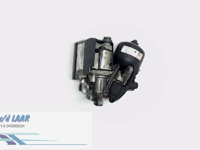 Convertible roof hydraulic pump