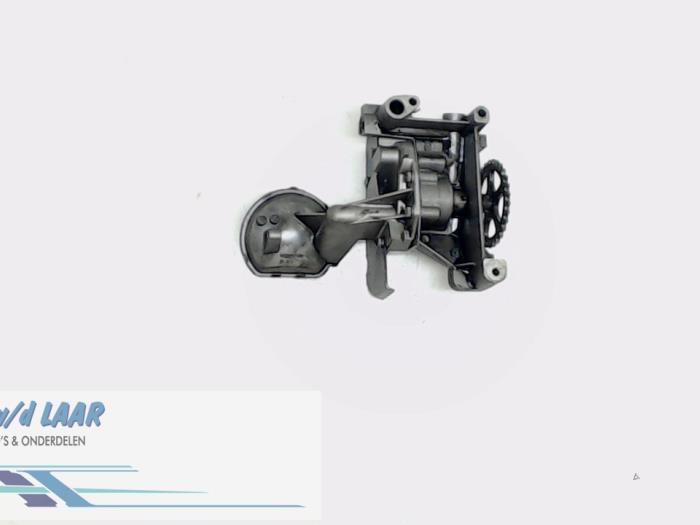 Gebrauchte Ölpumpe Fiat Ducato (230/231/232/234) 2.0 JTD Preis € 70,00 Margenregelung angeboten von Autodemontage van de Laar