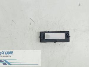 Begagnade Innerdisplay Renault Kangoo/Grand Kangoo (KW) Pris € 50,00 Marginaltabell erbjuds av Autodemontage van de Laar