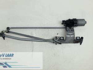 Used Wiper motor + mechanism Ford Focus C-Max 1.6 16V Price € 80,00 Margin scheme offered by Autodemontage van de Laar