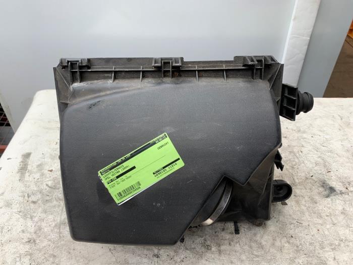Gebrauchte Luftfiltergehäuse Opel Vectra C GTS 1.8 16V Preis € 40,00 Margenregelung angeboten von Autodemontage van de Laar