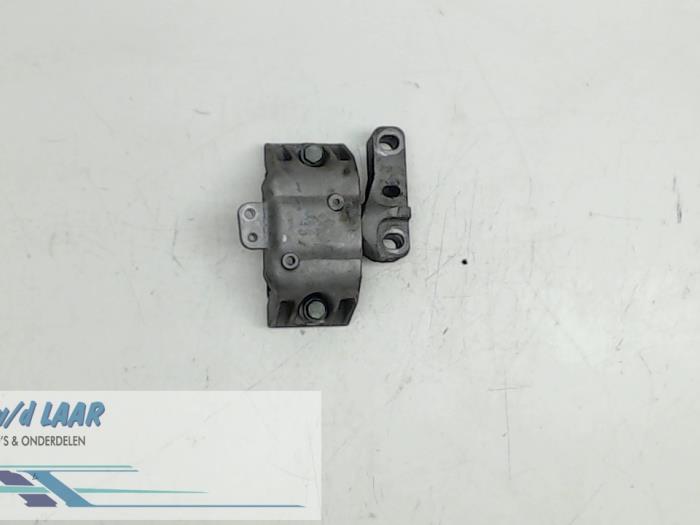 Used Engine mount Volkswagen New Beetle (9C1/9G1) 1.8 20V Turbo Price € 25,00 Margin scheme offered by Autodemontage van de Laar
