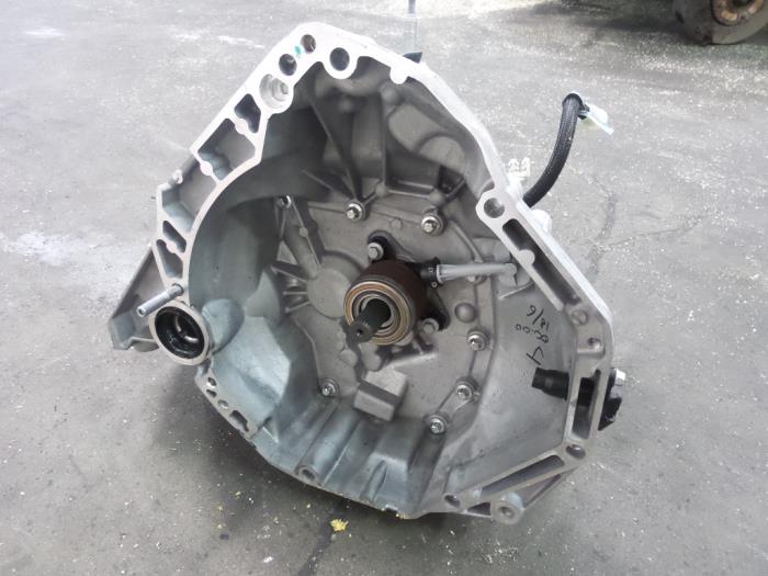 Gearbox from a Renault Twingo III (AH) 1.0 SCe 70 12V 2015